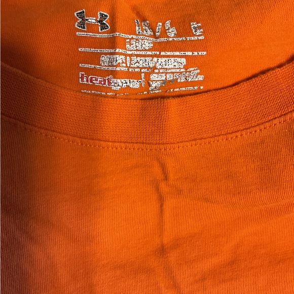Under Armour t-shirt Buy 2 or more @ $10 or less get 3rd lesser free! - Picture 6 of 6